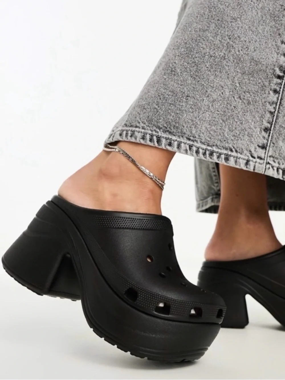 CROCS siren style